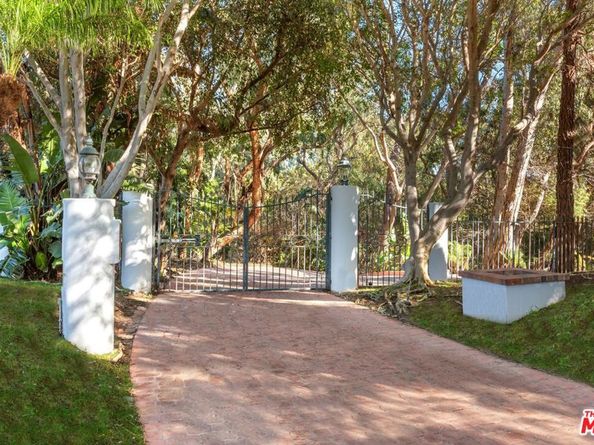 27910 Pacific Coast Highway, Malibu CA 90265