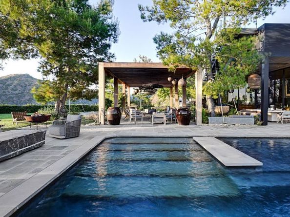 1111 Linda Flora Drive, Los Angeles CA 90049