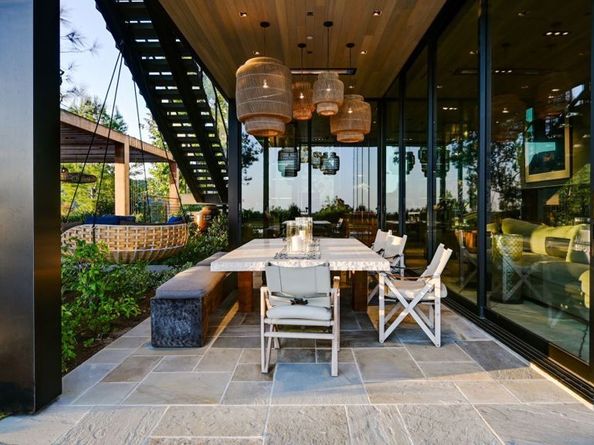 1111 Linda Flora Drive, Los Angeles CA 90049