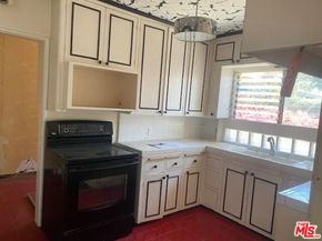 4268 Mentone Avenue, Culver City CA 90232