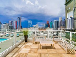 939 S Broadway 102, Los Angeles CA 90015