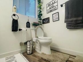 1239 Gordon Street, Los Angeles CA 90038