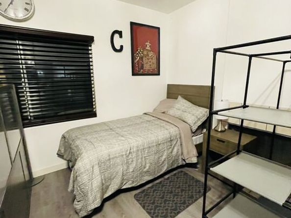 1239 Gordon Street, Los Angeles CA 90038