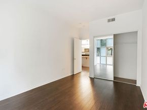 630 W 6th Street 216, Los Angeles CA 90017