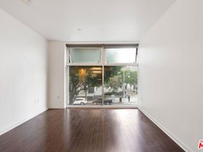 630 W 6th Street 216, Los Angeles CA 90017