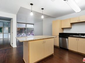 630 W 6th Street 216, Los Angeles CA 90017