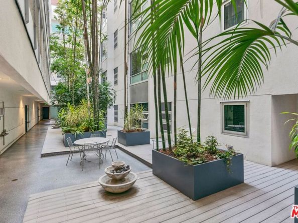 630 W 6th Street 216, Los Angeles CA 90017