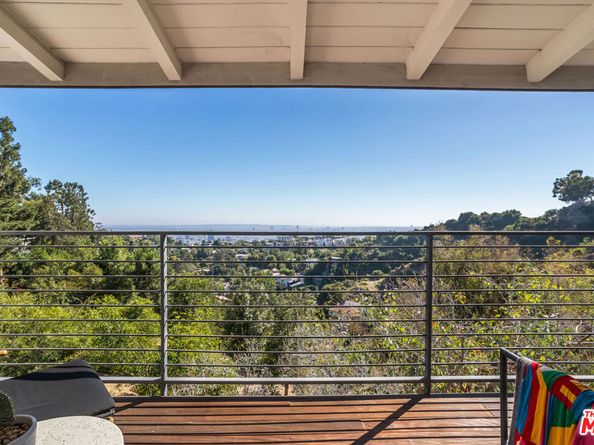 2743 Creston Drive, Los Angeles CA 90068