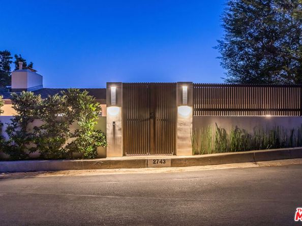 2743 Creston Drive, Los Angeles CA 90068