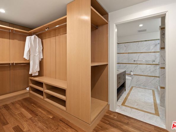 1 W Century Drive 35A, Los Angeles CA 90067