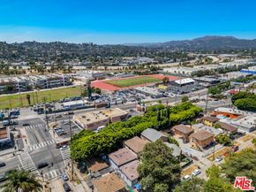 2206 W Avenue 30, Los Angeles CA 90065