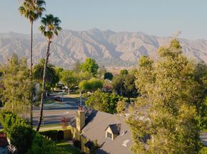 2410 E Orange Grove Boulevard, Pasadena CA 91104