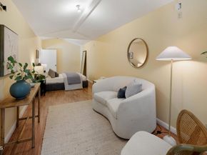 2423 Laughlin Avenue, La Crescenta CA 91214