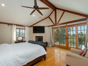 11395 Oro Vista Avenue, Sunland CA 91040