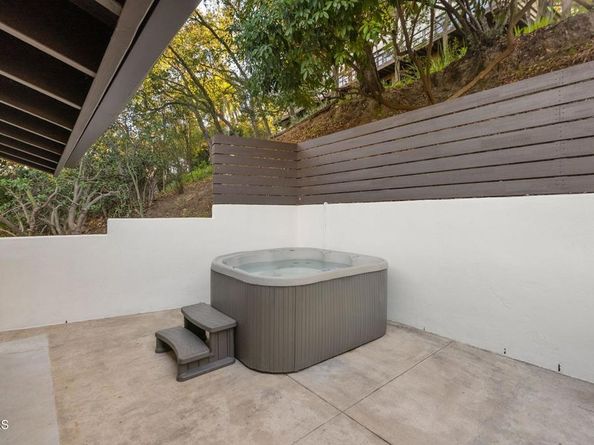 1544 La Loma Road, Pasadena CA 91105