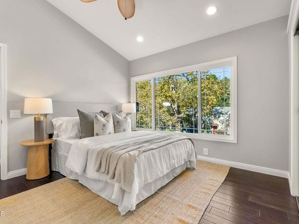 1544 La Loma Road, Pasadena CA 91105