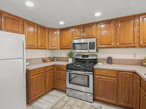 2447 Huntington Drive 21, Duarte CA 91010