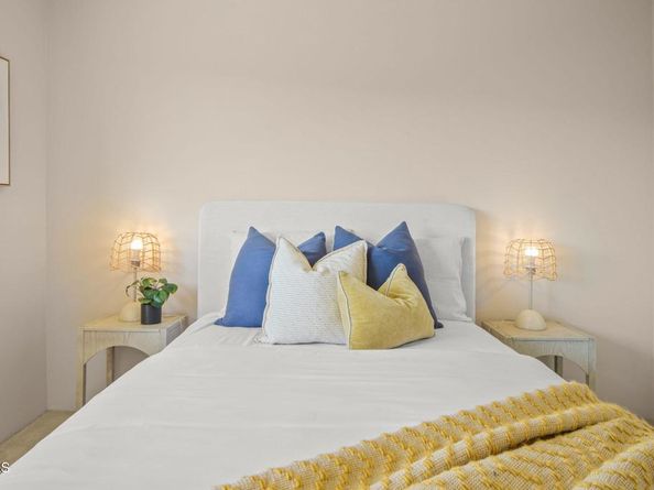 2447 Huntington Drive 21, Duarte CA 91010