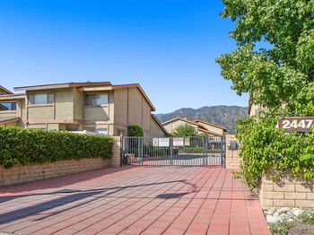 2447 Huntington Drive