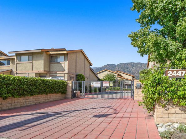 2447 Huntington Drive 21, Duarte CA 91010