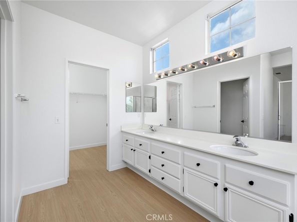 448 N Londonderry Lane D, Orange CA 92869