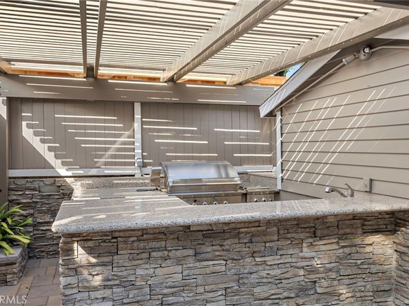 430 Anita Street, Laguna Beach CA 92651