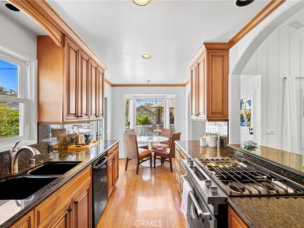 430 Anita Street, Laguna Beach CA 92651