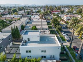 2937 West Boulevard, Los Angeles CA 90016