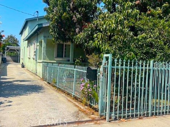 1223 E 46th Street, Los Angeles CA 90011