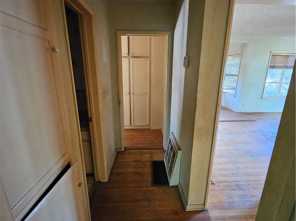 7407 Densmore Avenue, Van Nuys CA 91406