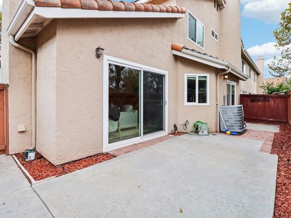 16003 Caminito De Linda, San Diego CA 92128