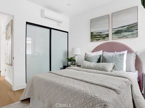 741 1/2 N Gramercy, Los Angeles CA 90038