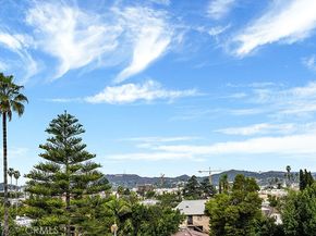 741 1/2 N Gramercy, Los Angeles CA 90038