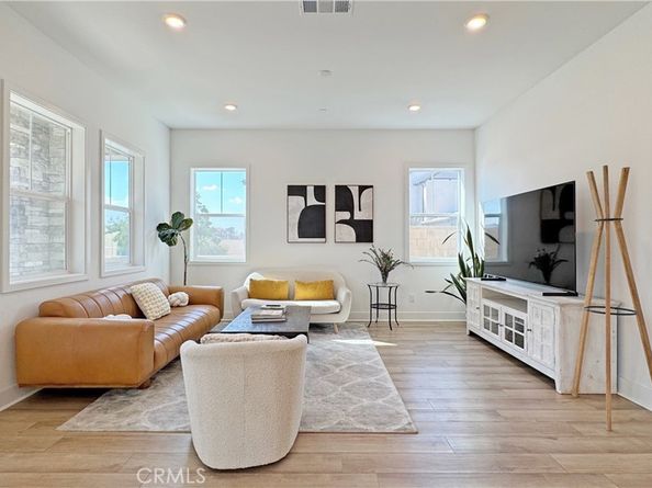 349 Abacus, Irvine CA 92618