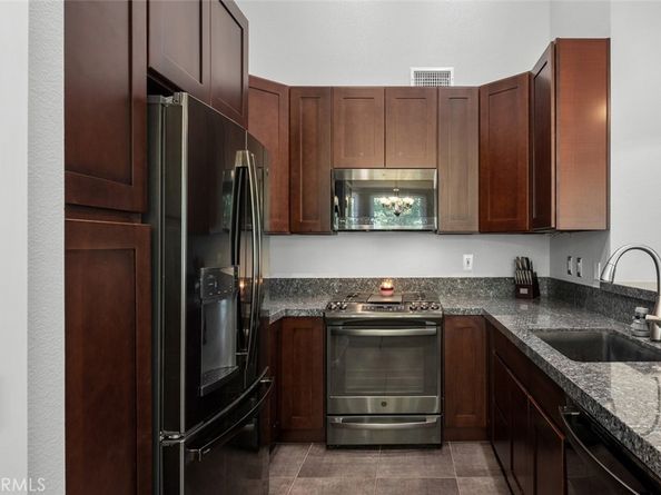 19431 Rue De Valore 33H, Lake Forest CA 92610