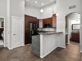 19431 Rue De Valore 33H, Lake Forest CA 92610