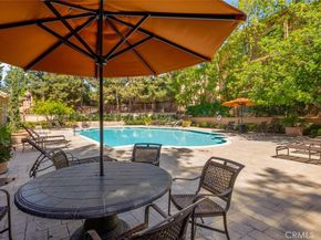 19431 Rue De Valore 33H, Lake Forest CA 92610