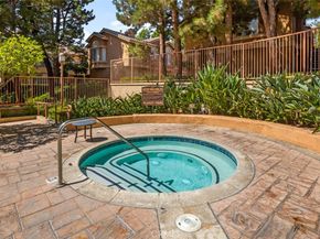 19431 Rue De Valore 33H, Lake Forest CA 92610