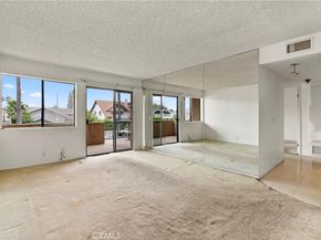 1140 Pacific Avenue 19, Long Beach CA 90813