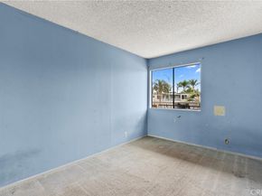 1140 Pacific Avenue 19, Long Beach CA 90813