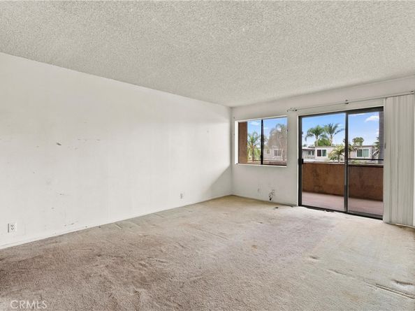 1140 Pacific Avenue 19, Long Beach CA 90813