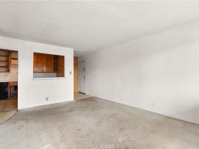 1140 Pacific Avenue 19, Long Beach CA 90813