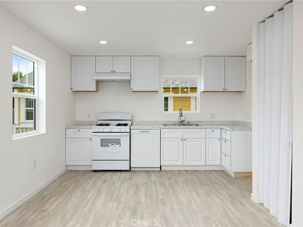 616 618 S Van Ness Avenue, Santa Ana CA 92701
