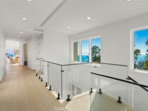 31 N Vista De Catalina, Laguna Beach CA 92651