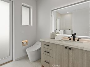 31 N Vista De Catalina, Laguna Beach CA 92651