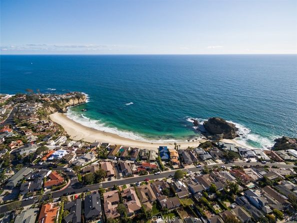 31 N Vista De Catalina, Laguna Beach CA 92651