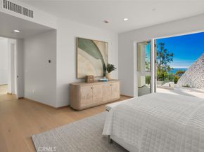 31 N Vista De Catalina, Laguna Beach CA 92651