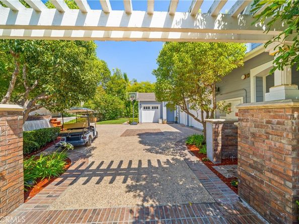 26012 Horseshoe Circle, Laguna Hills CA 92653