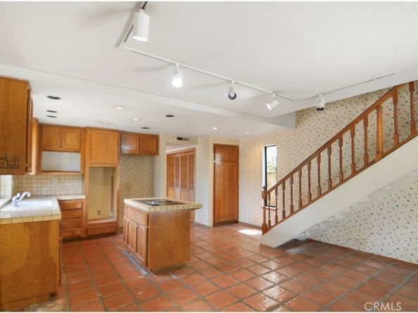 627 19th Street, Huntington Beach CA 92648