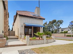 627 19th Street, Huntington Beach CA 92648